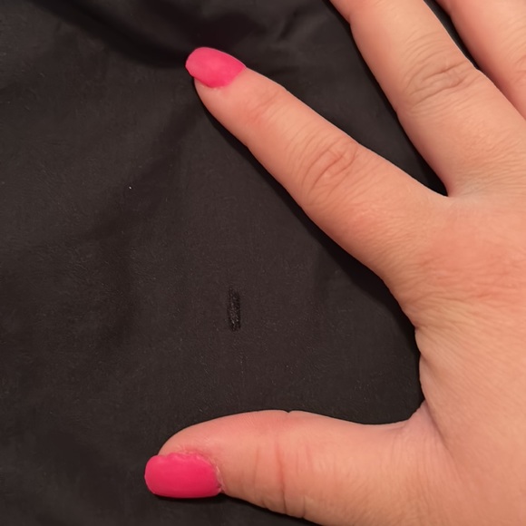 Black shorts - Picture 4 of 5